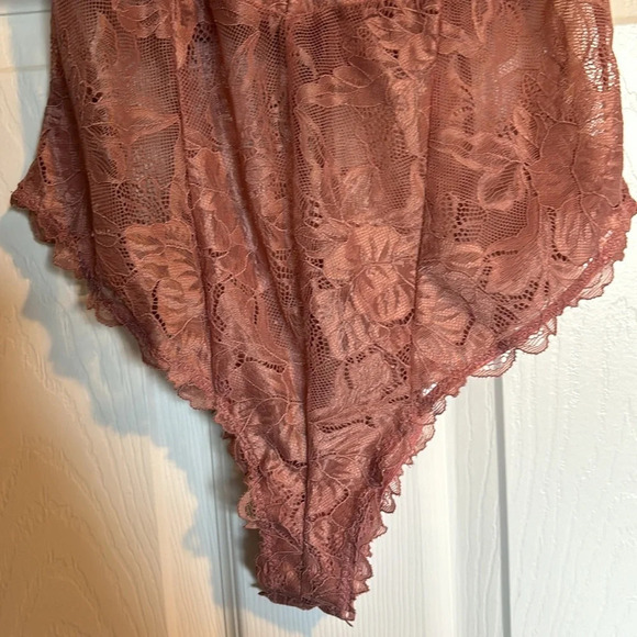 Free People Everyday Lace NWT women’s pink bodysuit size XS - Picture 4 of 11